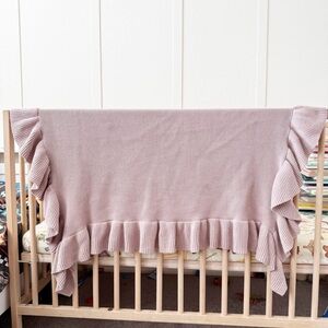 Caden Lane Knit Blanket With Ruffle | Iris